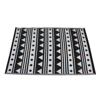 Rectangular Outdoor Reversible Mat Weatherproof Bold Design 120 x 180cm
