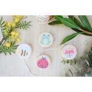 Wooden spring insect yo yo set of 4