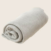 Cozy Comfort: 100% Organic Cotton Knitted Throw Blanket for Ultimate Relaxation