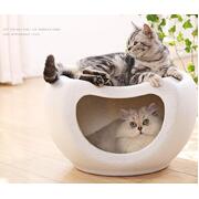 Cozy and Comfortable Cat and Small Dog Bedding: Plastic Pet Pod Bedding Igloo