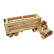 Heavy-Duty Cattle Truck