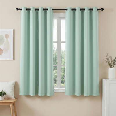 Blockout Eyelet Curtains 2 Pack 132x160cm Green | EXTG