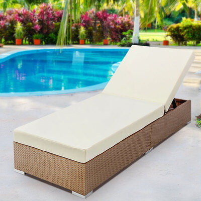 Outdoor Wicker Sun Lounge - Natural Brown