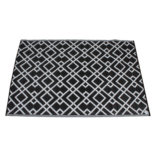 Rectangular Outdoor Reversible Mat Weatherproof Chain Design 120 x 180cm