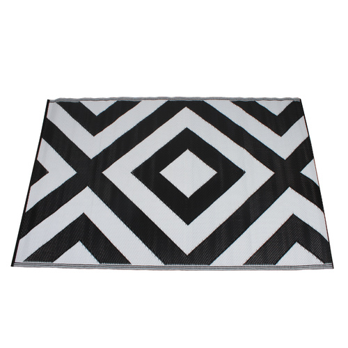 Rectangular Outdoor Reversible Mat Weatherproof Diamond Design 120 x 180cm
