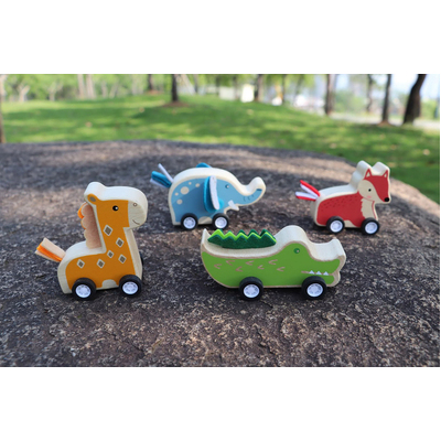Wooden Pull Back Jungle Animal Randomly Pick