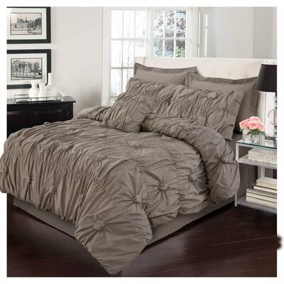 Renee Queen Quilt Cover Set by Anfora