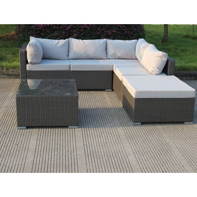 Levanzo Super Modular With Chaise and Table
