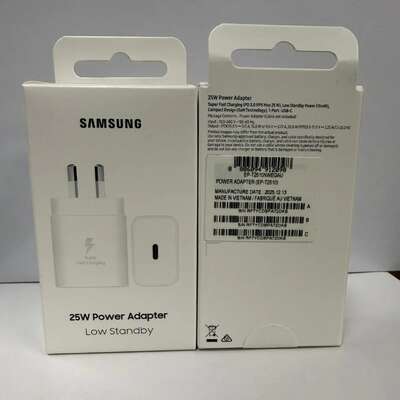 25W USB-C GaN Wall Charger Super Fast White | EXTG