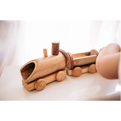  Bamboo Train 