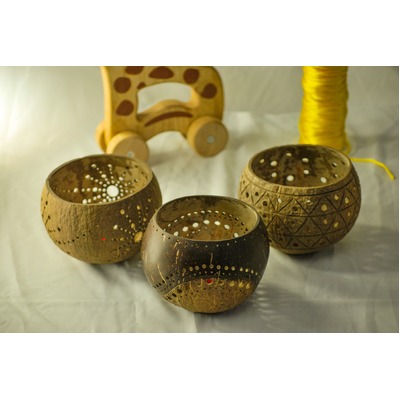 Coco Candle Holder- The Moon Light