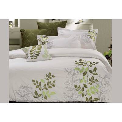 Queen Size Sylvan Green Leaf Pattern White Quilt Cover Set(3PCS)