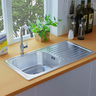 Kitchen Sink with Overflow Hole